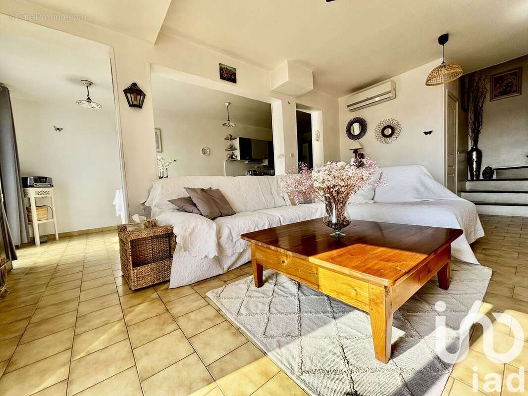 Photo 4 - Maison à BORMES-LES-MIMOSAS