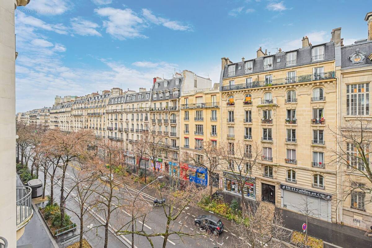Appartement à PARIS-11E