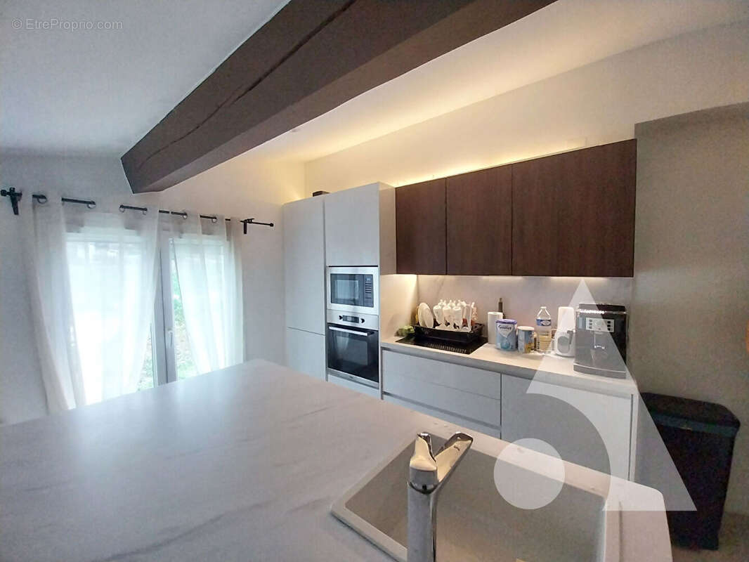 Maison à LE CASTELLET