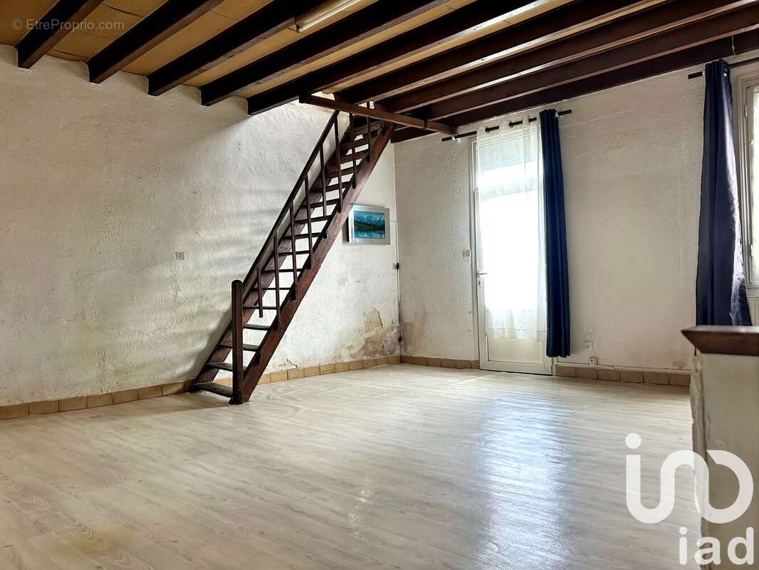 Maison 126 m² à Gours  - photo 4