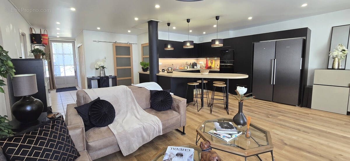 Appartement à QUIMPERLE