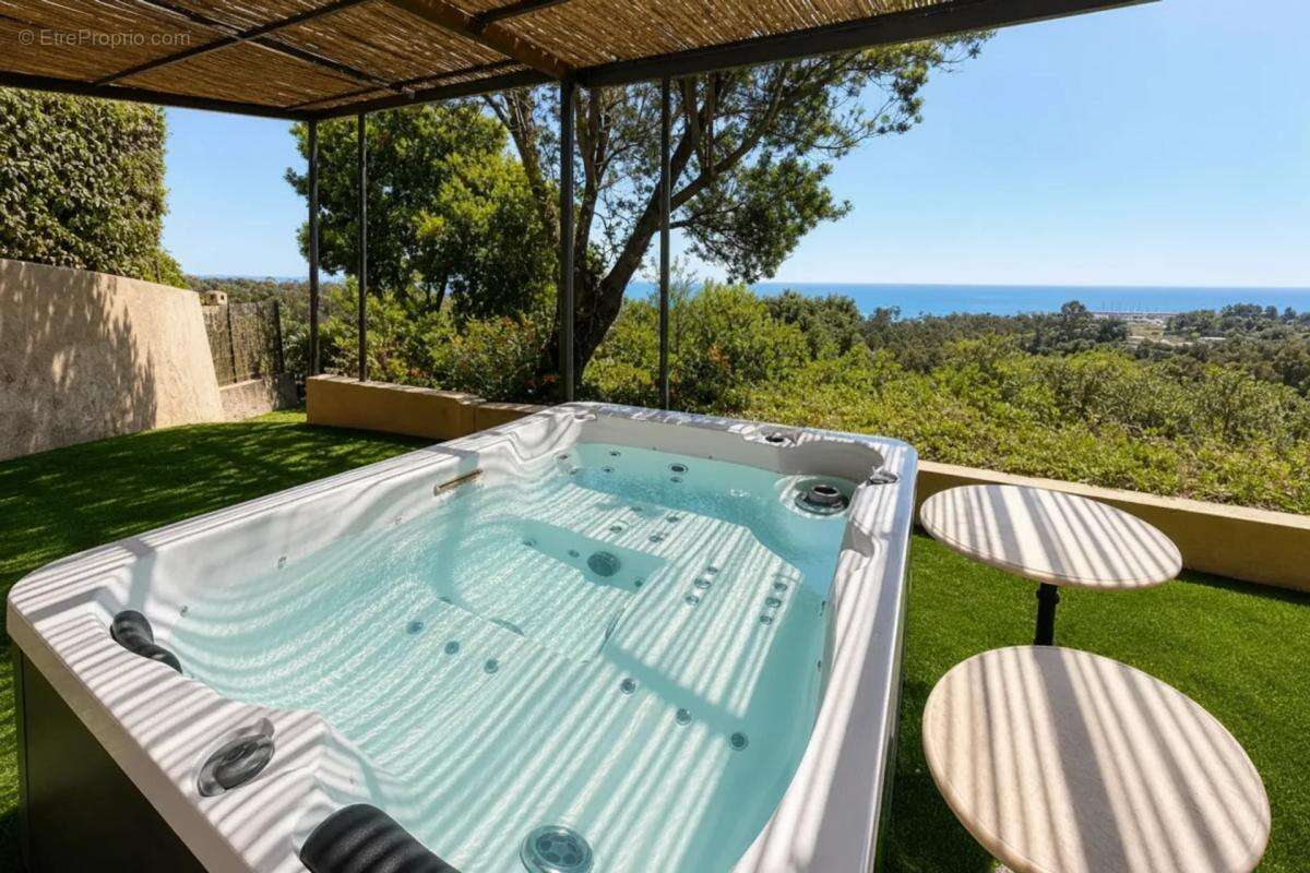 Maison de 8 pièces de 234 m² à Sari-Solenzara - photo 10