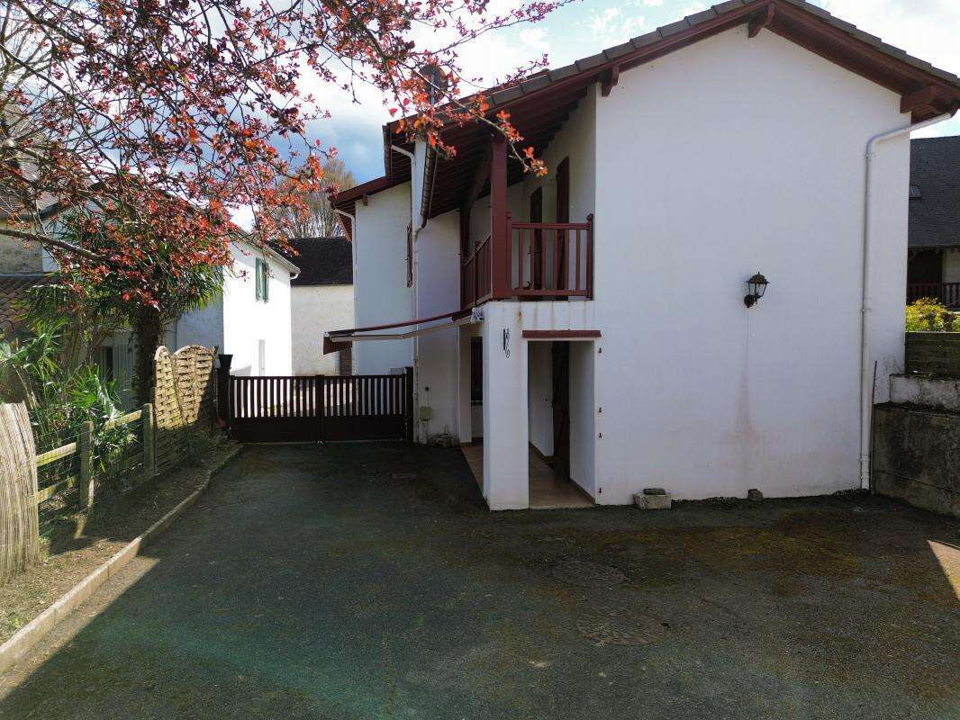 Maison à SAUVETERRE-DE-BEARN