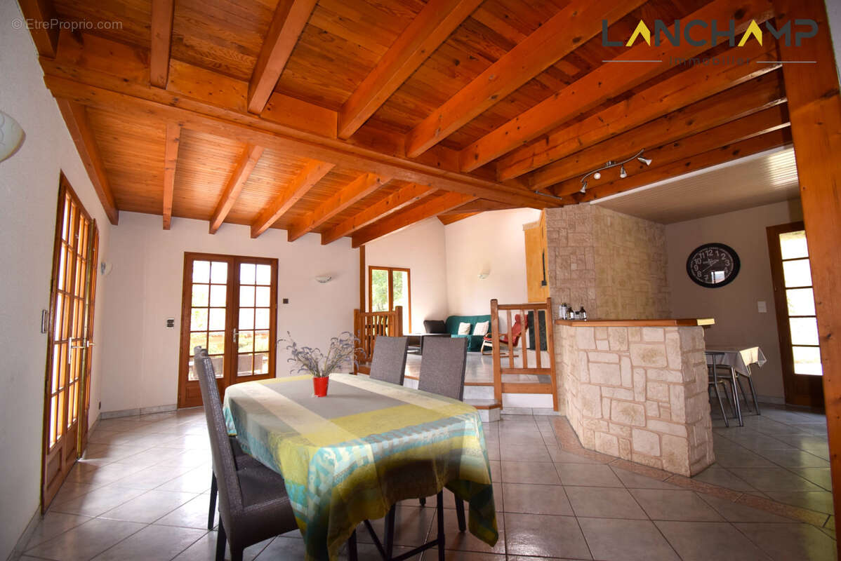 Superbe villa d'architecte - photo 3
