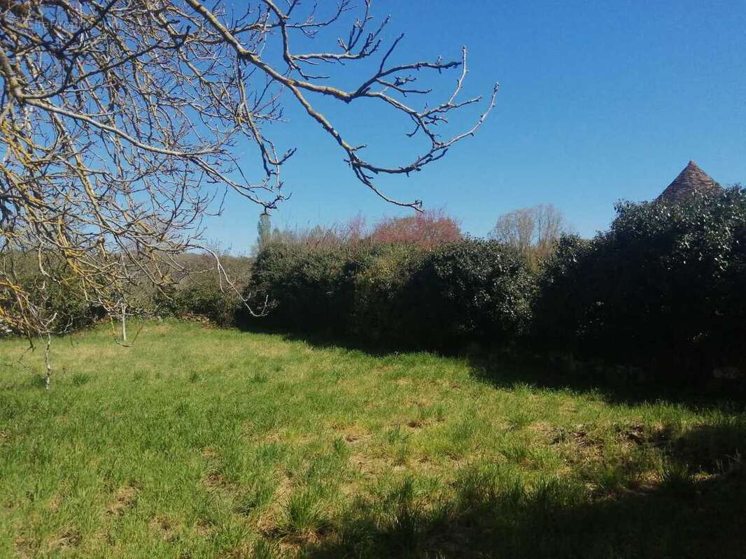 Appartement à LA TOUR-BLANCHE