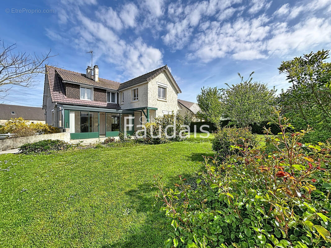 Maison à ISIGNY-SUR-MER