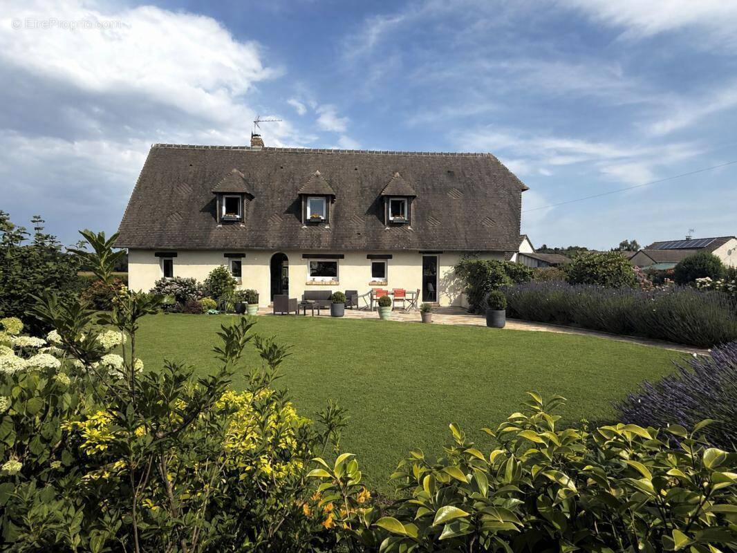 Maison à SAINT-ELOI-DE-FOURQUES