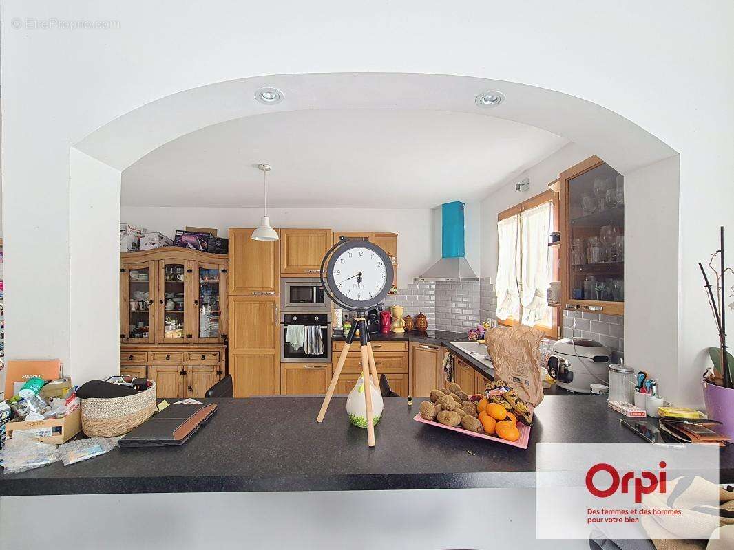 Maison à SAINT-GENIES