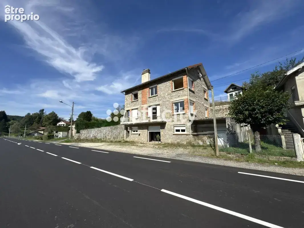 Maison à CHABRELOCHE