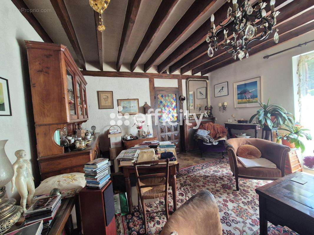 Maison à HUISSEAU-SUR-COSSON