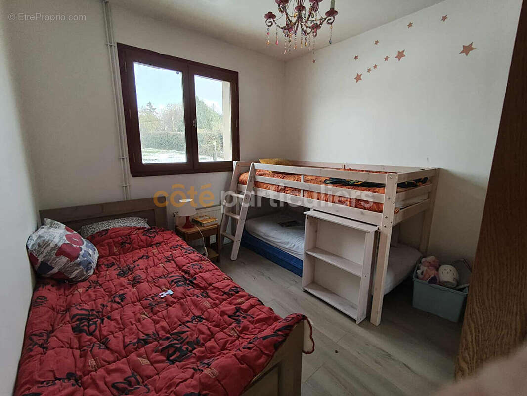 Maison à LA HOUBLONNIERE