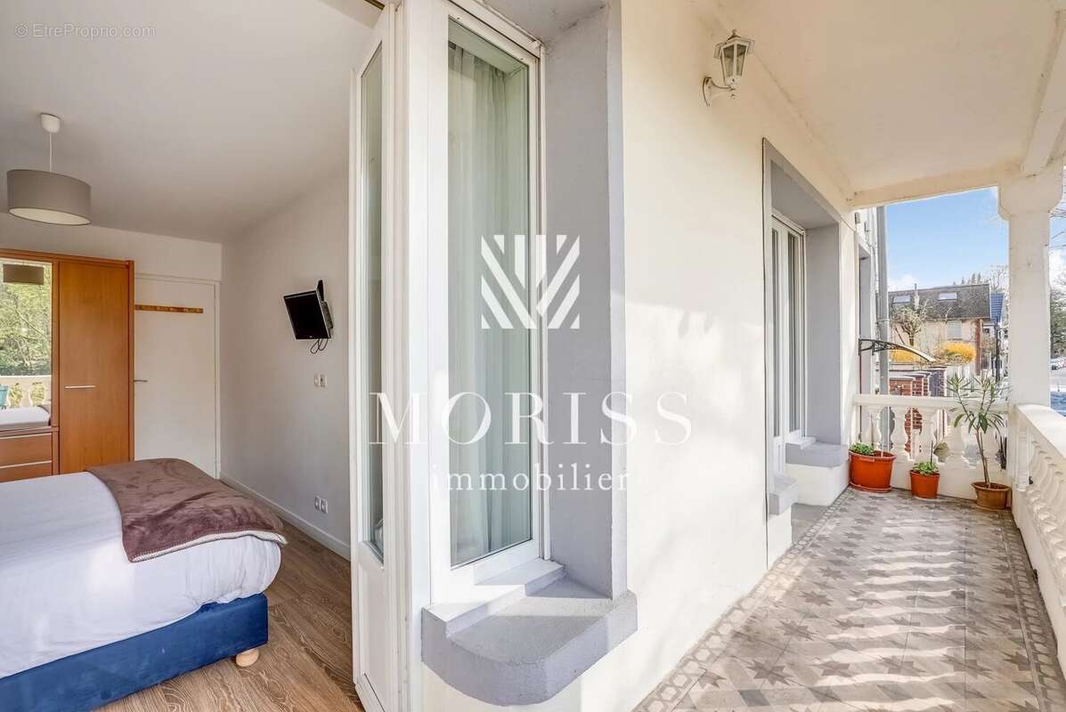 Appartement à LE PERREUX-SUR-MARNE