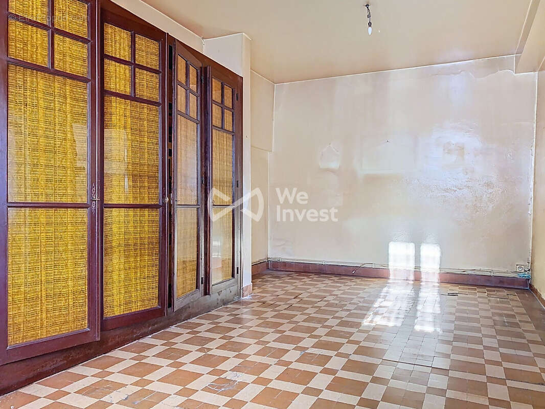 Appartement à NAY