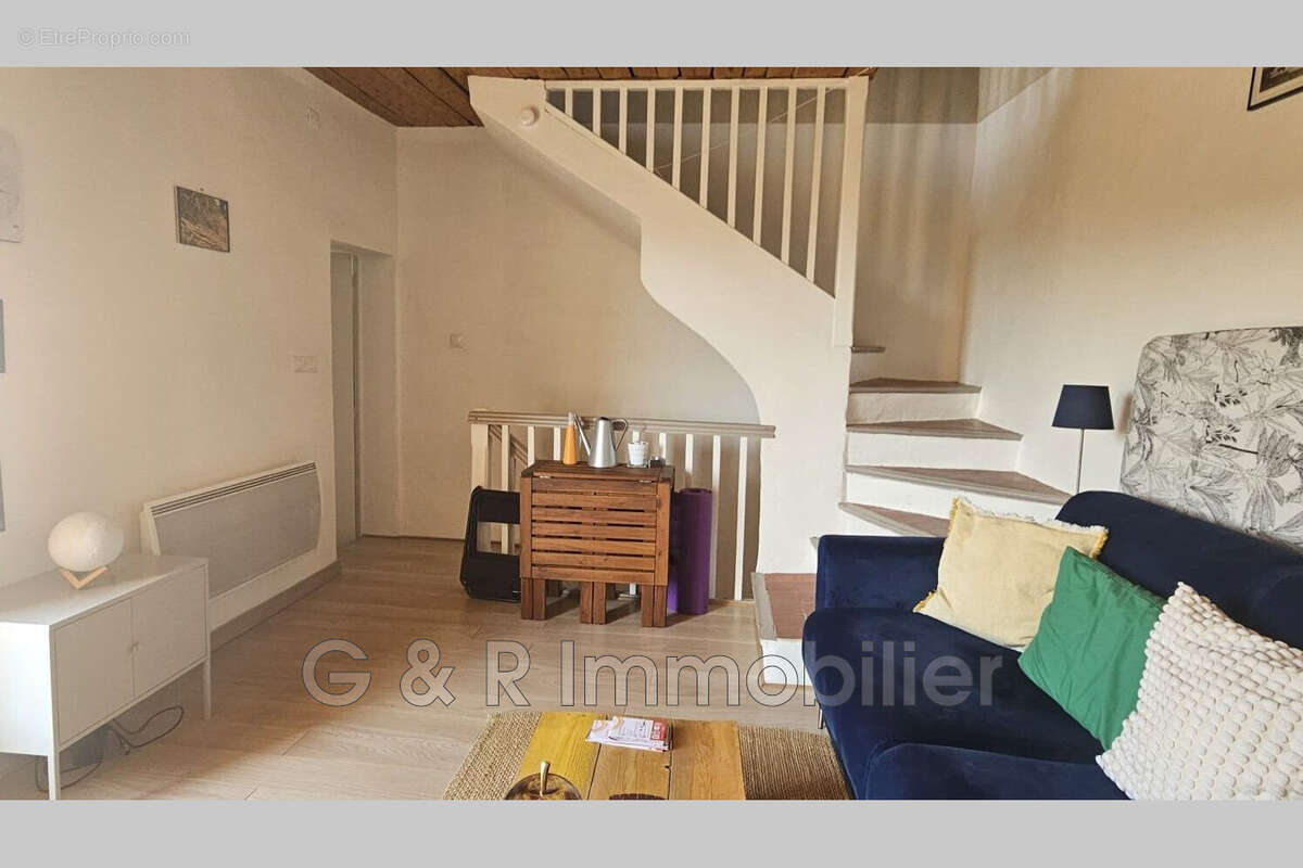 Maison 4 pièces 68 m² à vendre à Peypin (13124) - photo 3