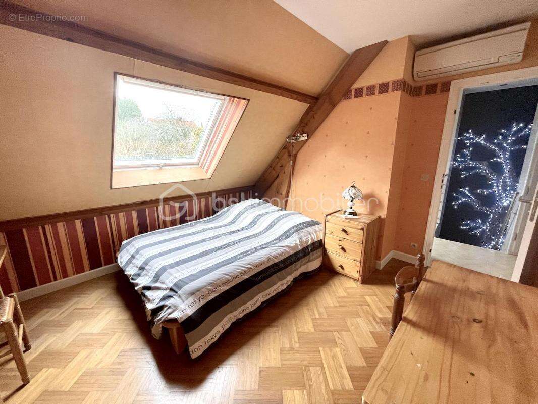 Maison à VILLIERS-SUR-ORGE