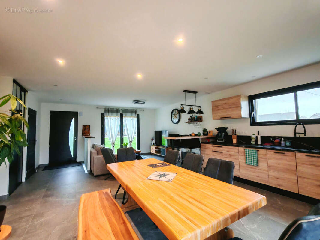 Photo 3 - Maison à ROULANS