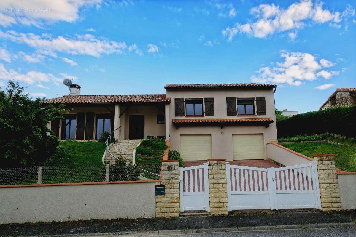 Maison à AUZEVILLE-TOLOSANE