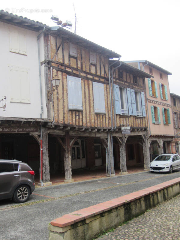 Maison à LEZAT-SUR-LEZE