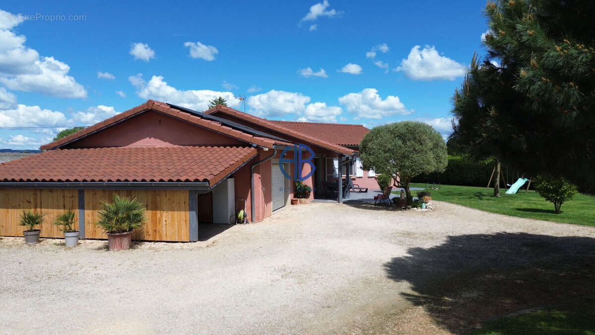 Maison à PAJAY