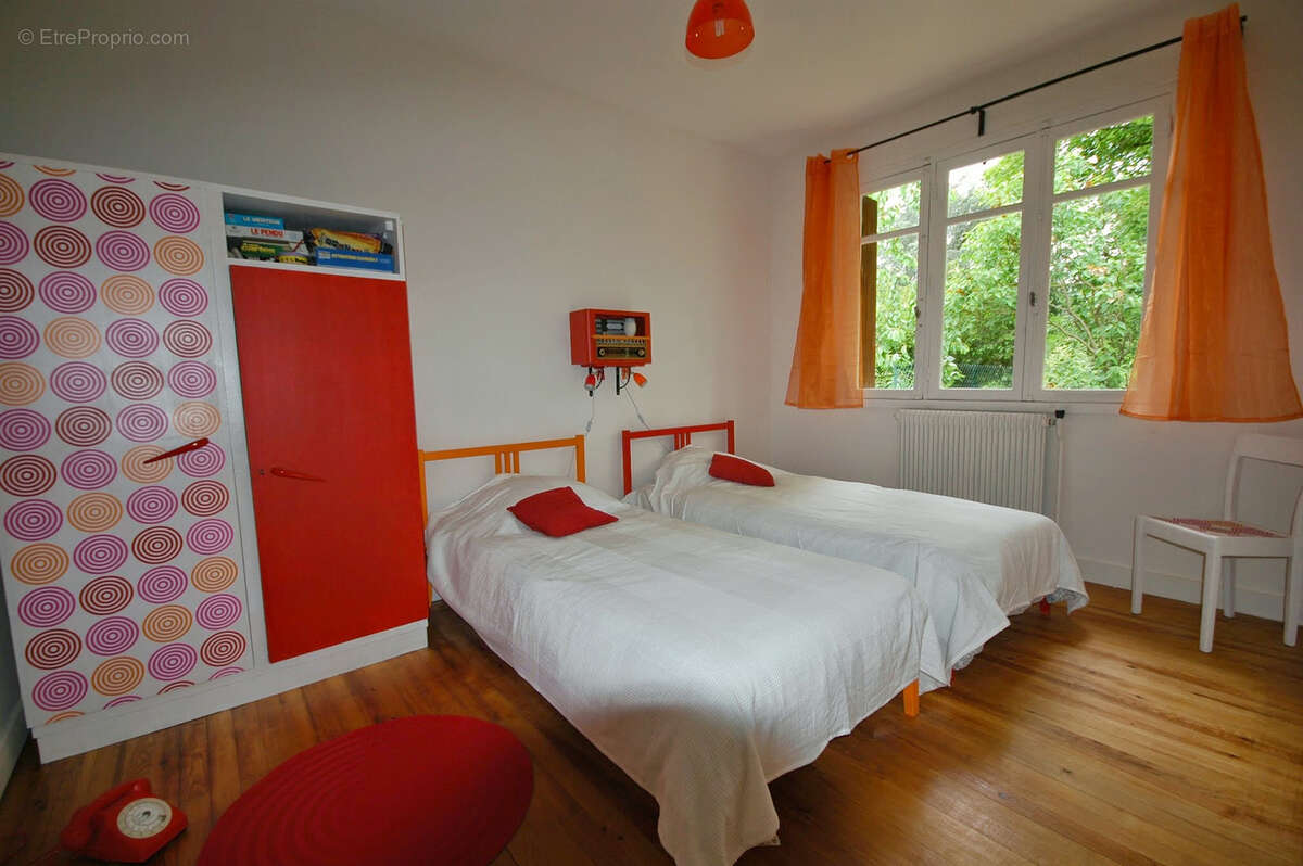 Maison à CASTILLON-LA-BATAILLE