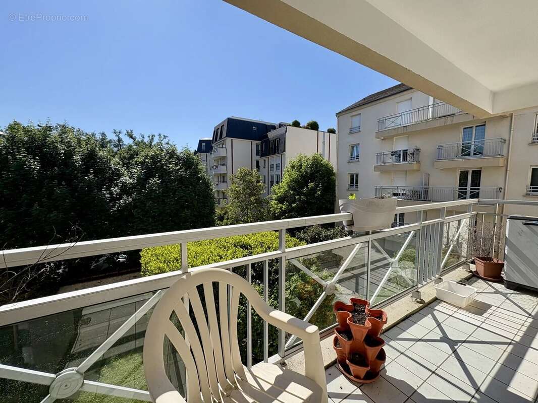 Appartement à LE PLESSIS-TREVISE