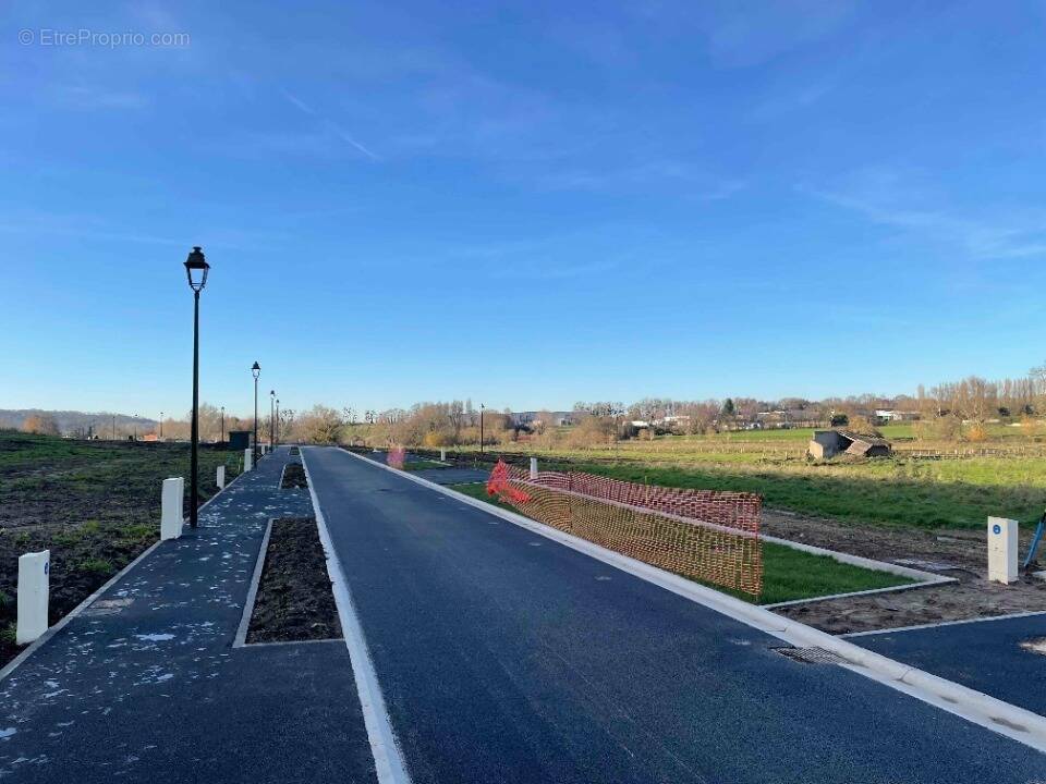 Terrain à CHAUMONT-EN-VEXIN