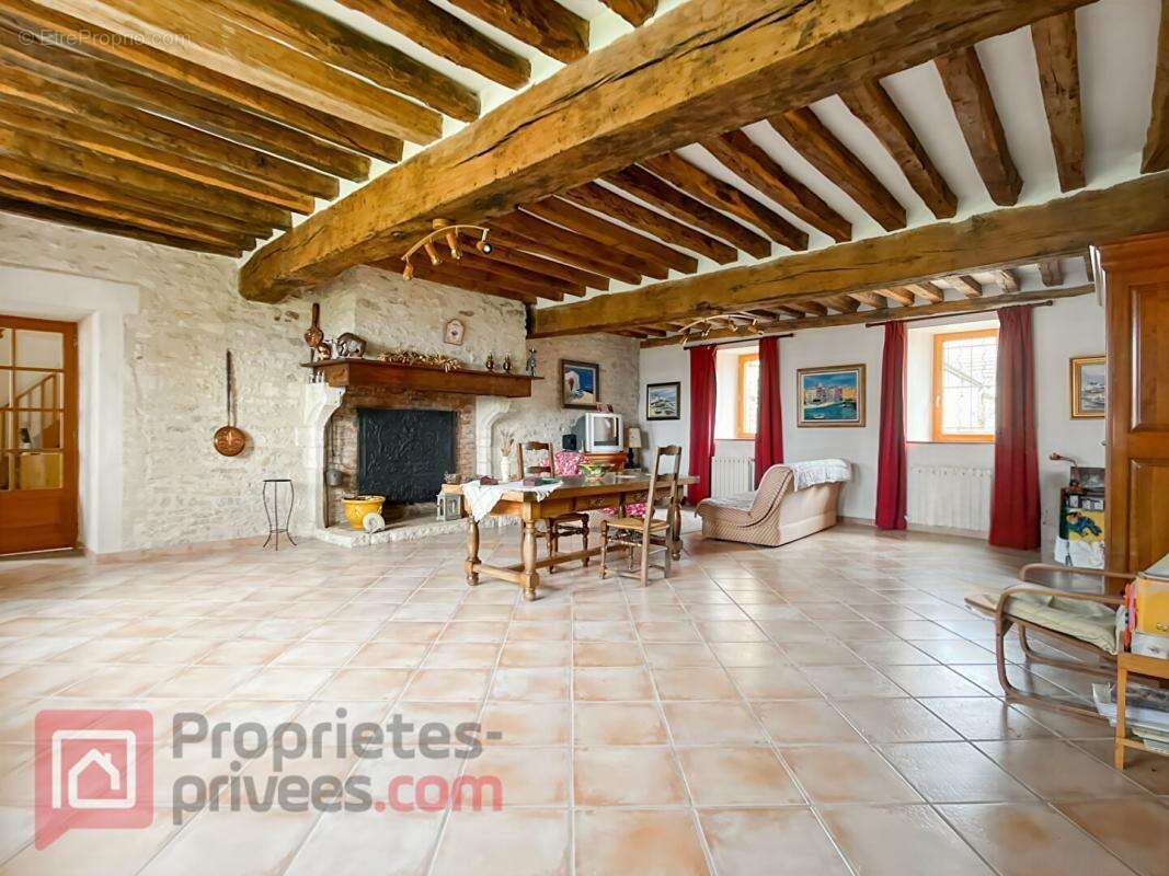 Maison Nitry 9 pièce(s) 353 m2 - photo 2