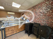 Commerce à VINON-SUR-VERDON