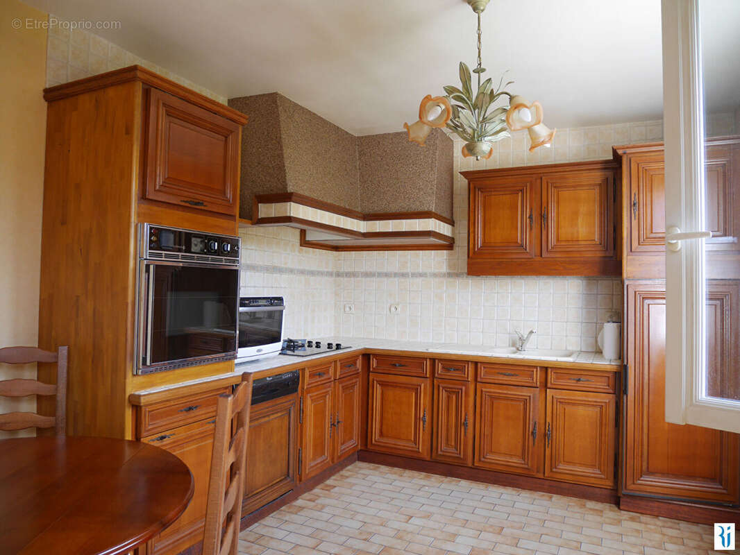 Maison à FRESQUIENNES