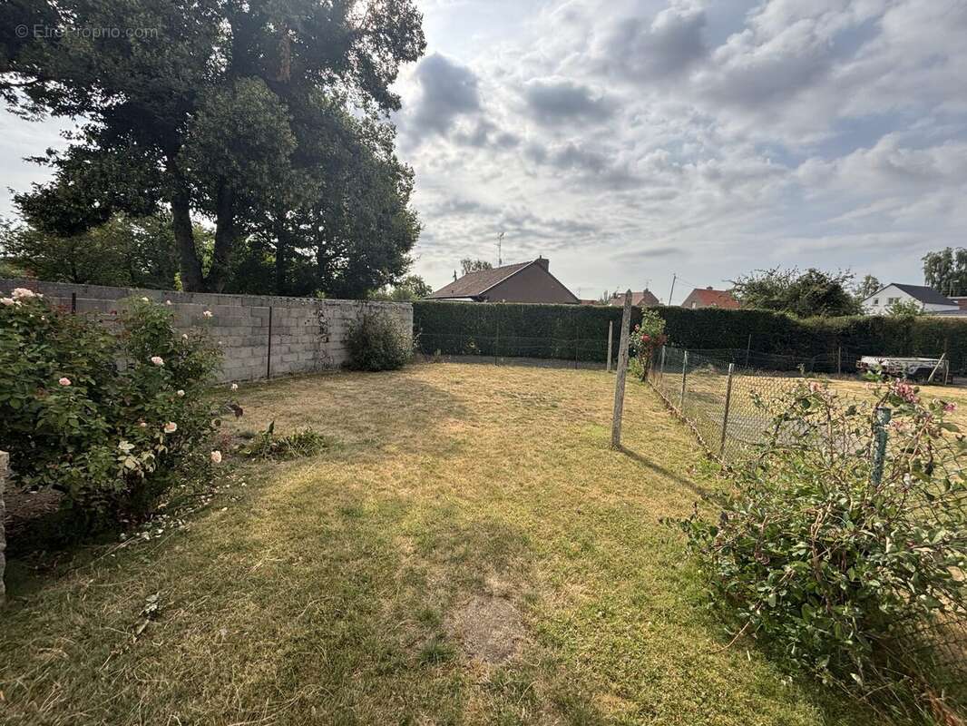 Maison 106 m² à Solesmes  - photo 9