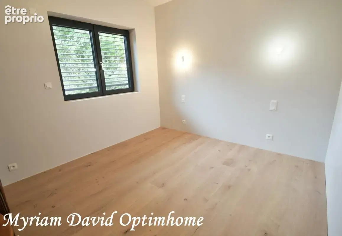 Langoëlan – maison contemporaine de plain-pied de 2019 – dpe a – terrain arboré - photo 11
