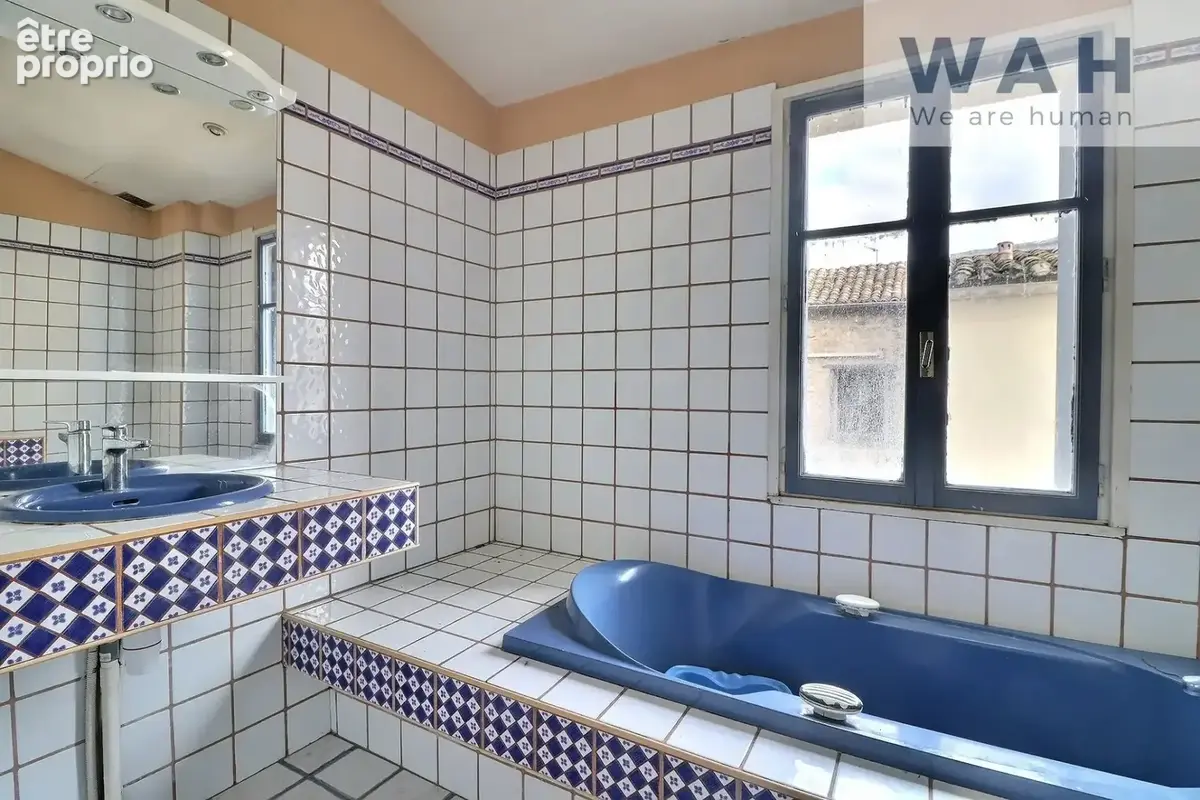 Maison de village avec piscine et 3 extérieurs au coeur de Sa - photo 14