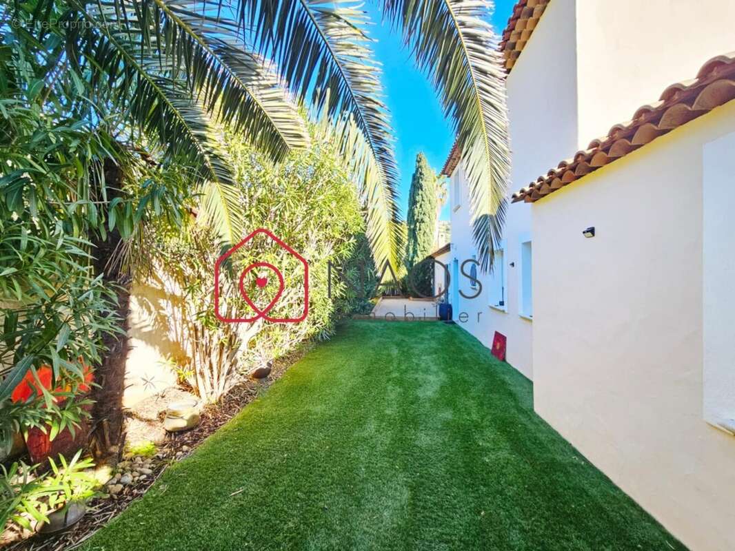 Maison à CAVALAIRE-SUR-MER