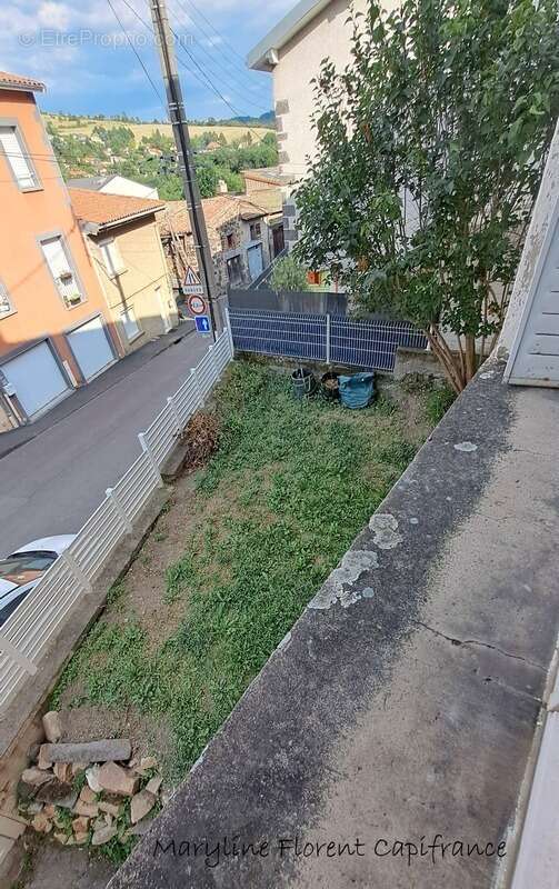 Maison à CEYRAT