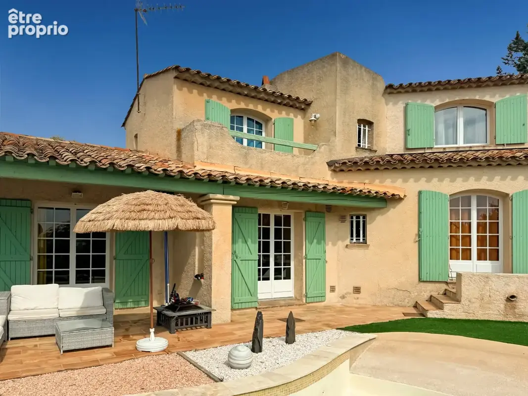 Maison à vendre 4 pièces LES ISSAMBRES (83) - photo 3