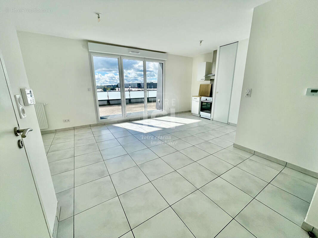 Appartement à TREILLIERES