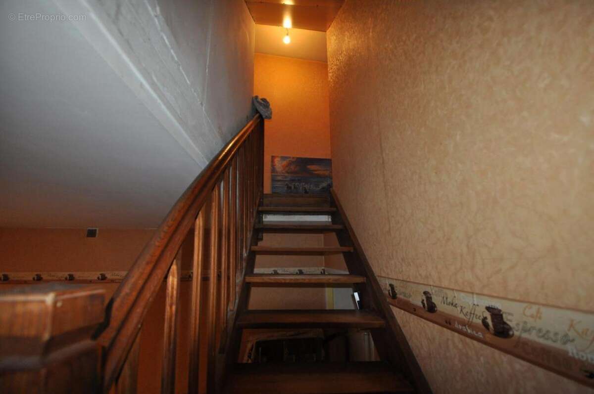 Maison à VILLEFRANCHE-D&#039;ALBIGEOIS