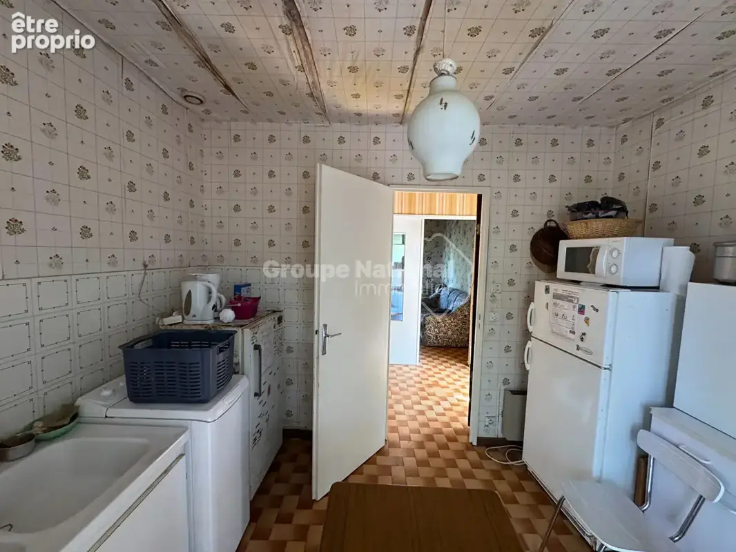 Maison à rénover sur un vaste terrain boisé de 5 360 m² - photo 8