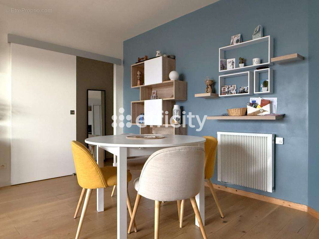 Appartement à ASNIERES-SUR-SEINE