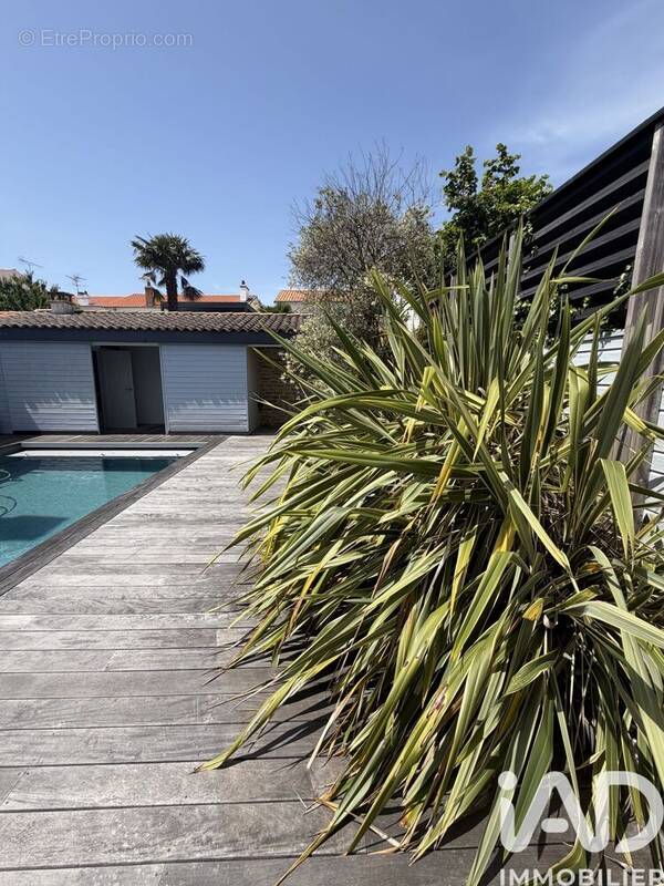 Photo 1 - Maison à LA ROCHELLE