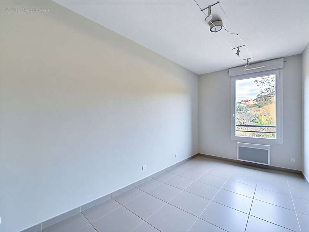 Appartement à MARSEILLE-11E