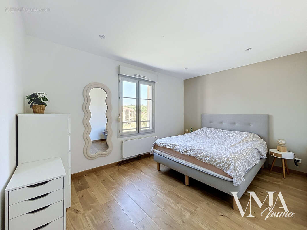 Appartement à LIERGUES