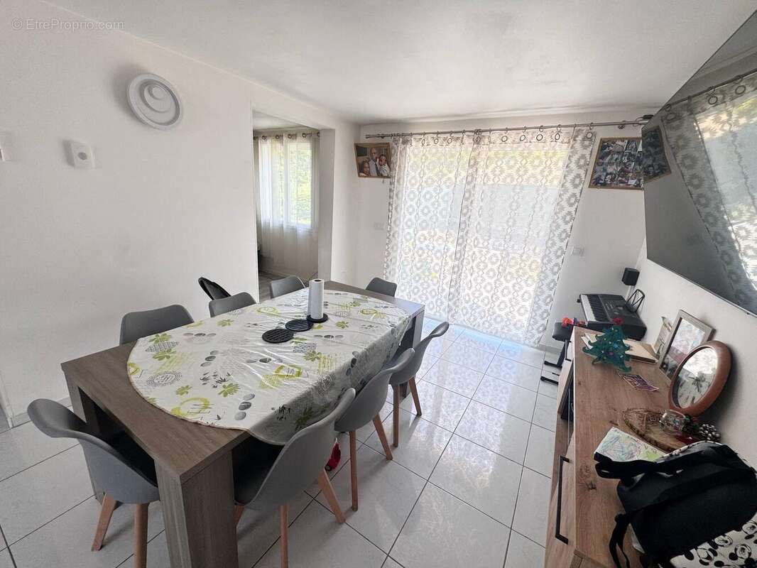 Maison 70 m² à Vic-Sur-Aisne  - photo 4