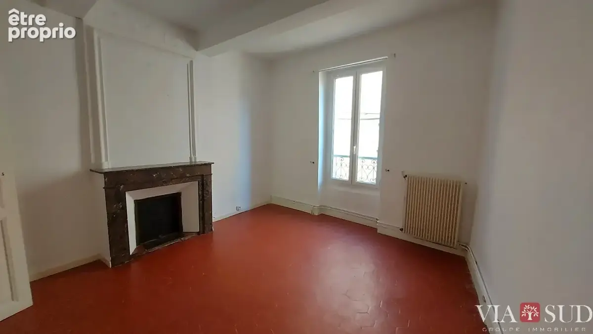 À vendre  Maison de village de caractère de 165 m² avec jardinet et garage - photo 8
