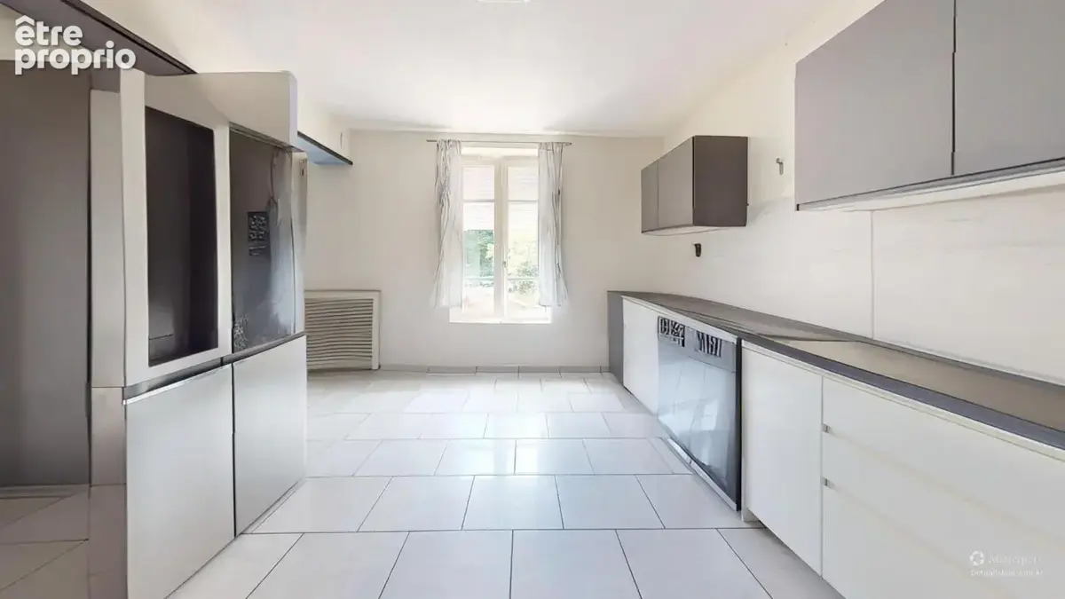 RARE SUR LE SECTEUR – Maison familiale avec grands volumes et cadre de vie exceptionnel - photo 4