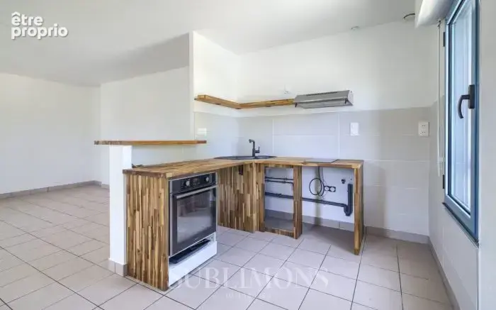 Appartement rénové avec jardinet privatif au coeur de Sainte-A - photo 3