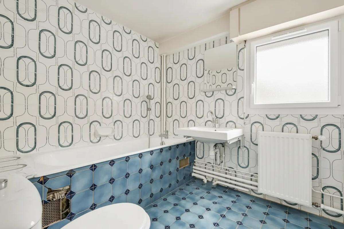 Appartement à PARIS-14E