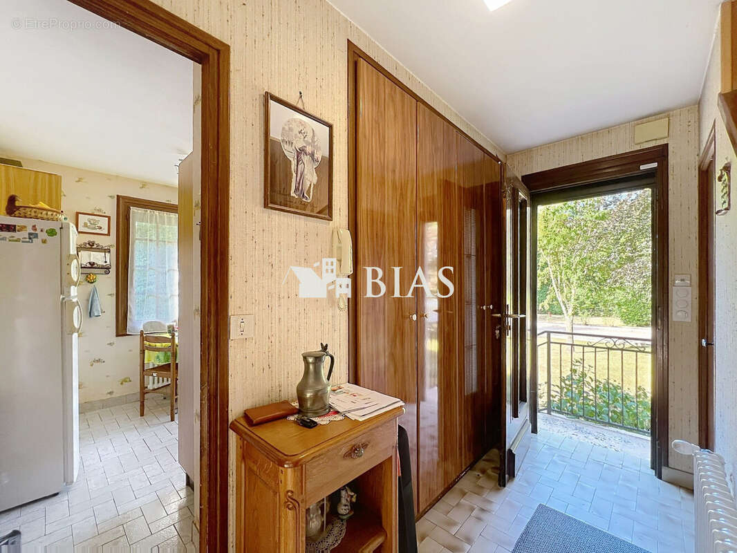 Maison 117 m² à Le Noyer-En-Ouche  - photo 3
