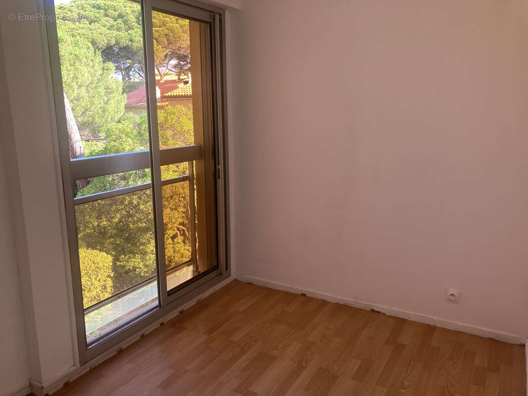 Appartement à HYERES