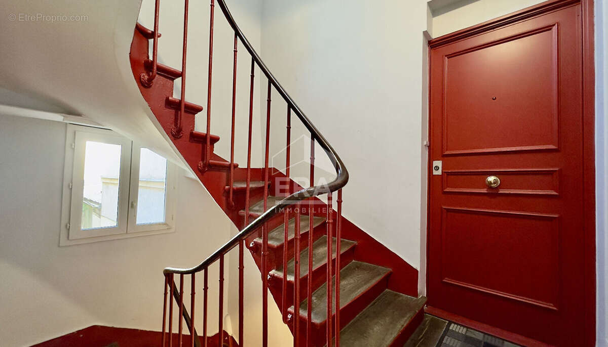 Appartement à PARIS-10E